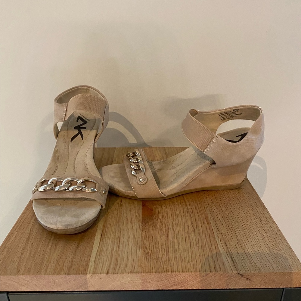 Anne Klein dress shoes